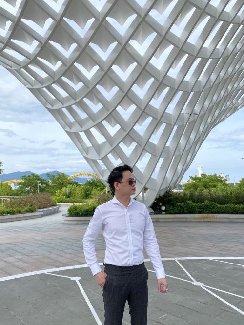 Tại Sao Đồng Phục Văn Phòng Giúp Nâng Cao Hình Ảnh Doanh Nghiệp?